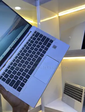 New Laptop HP EliteBook 830 G7 8GB Intel Core i5 SSD 256GB