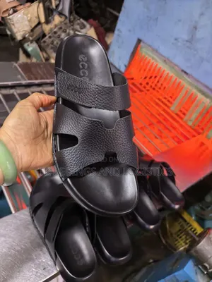 Men Ecco Sandles Black