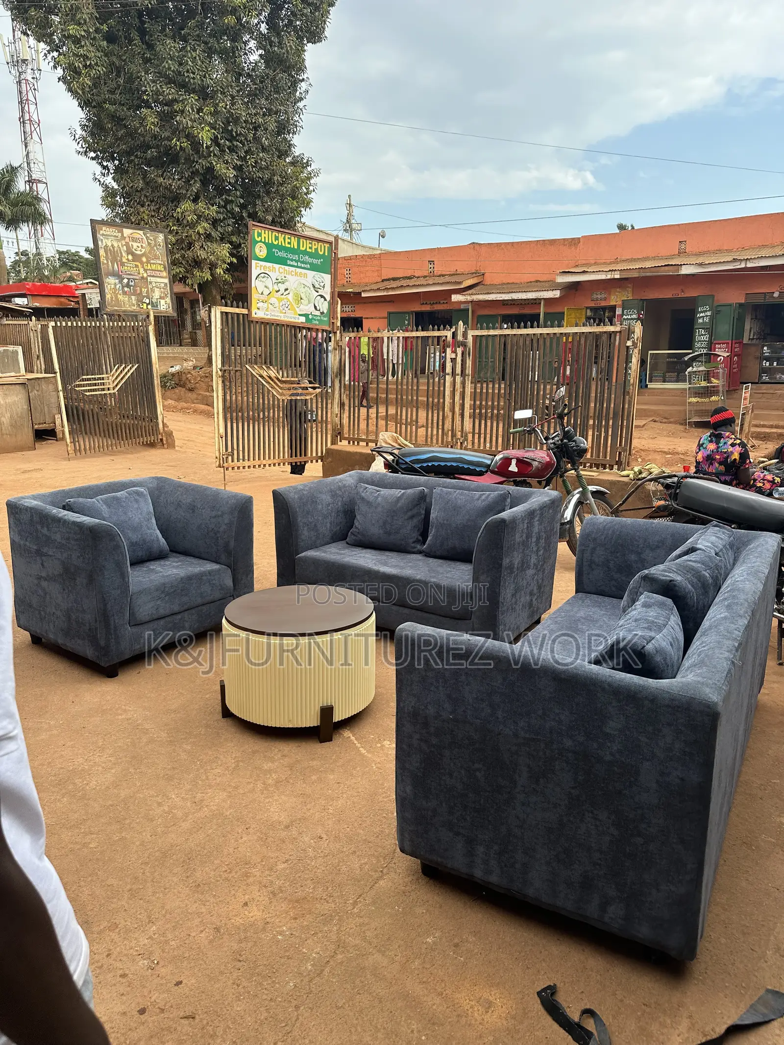 Sofas at Low Price