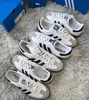 Samba Unisex Sneakers