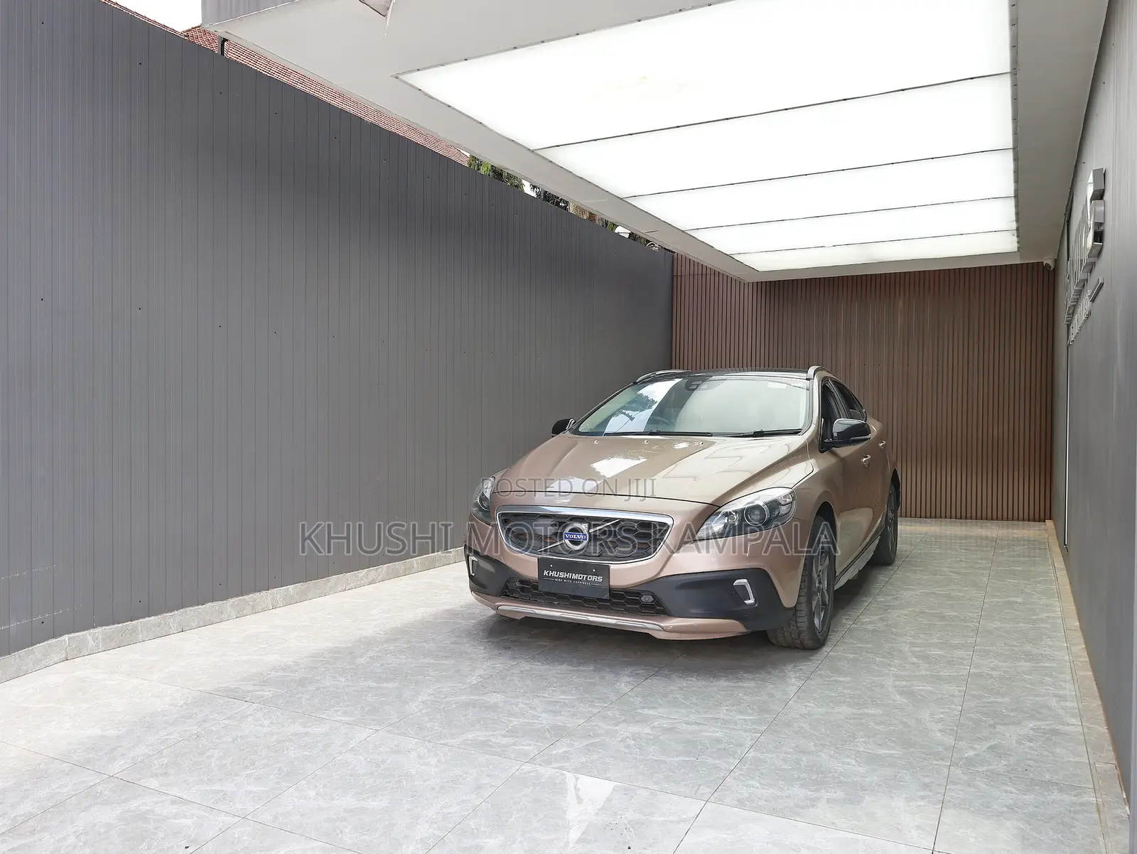 Volvo V40 2013 Brown