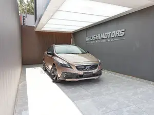 Volvo V40 2013 Brown