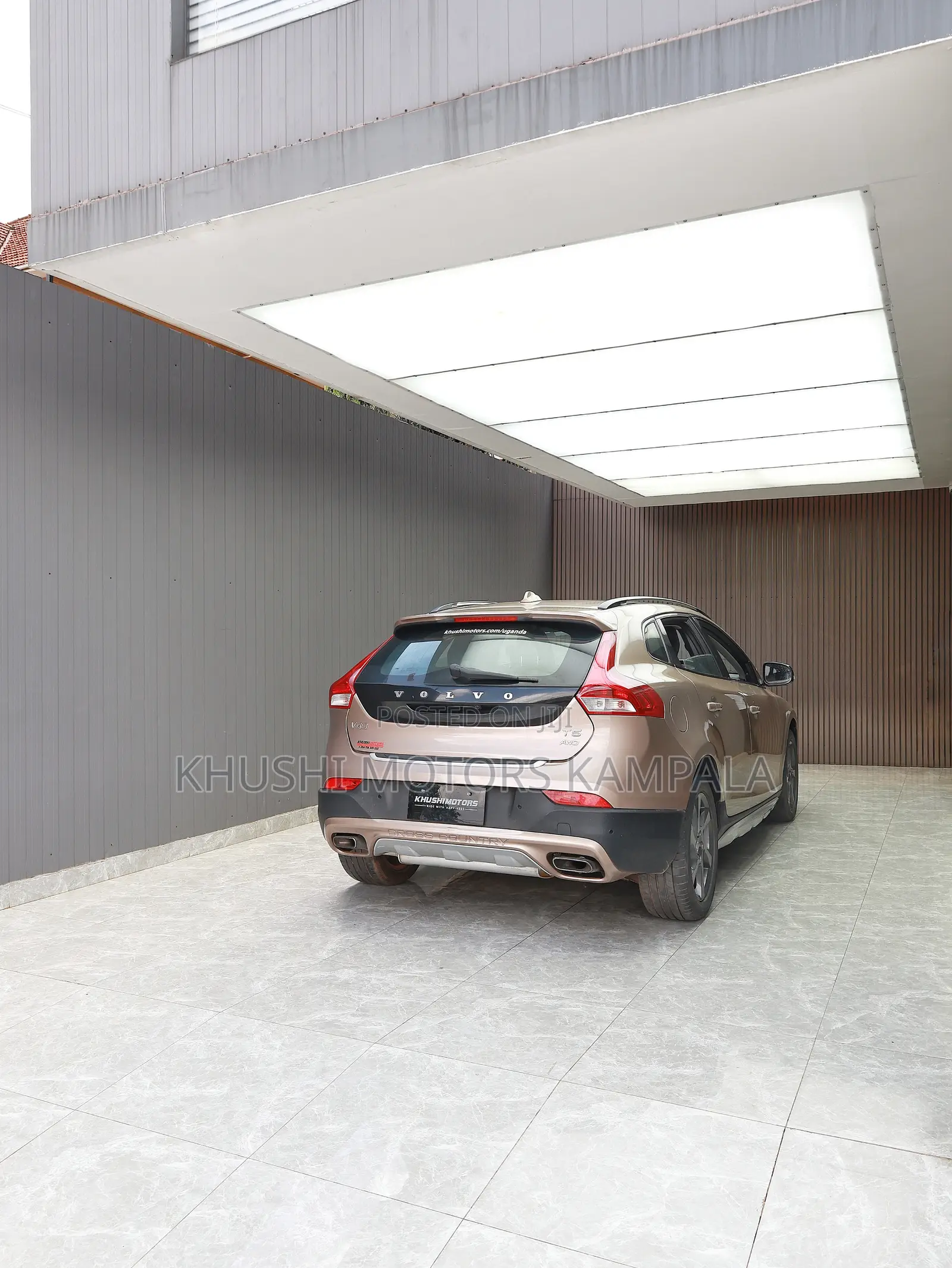 Volvo V40 2013 Brown