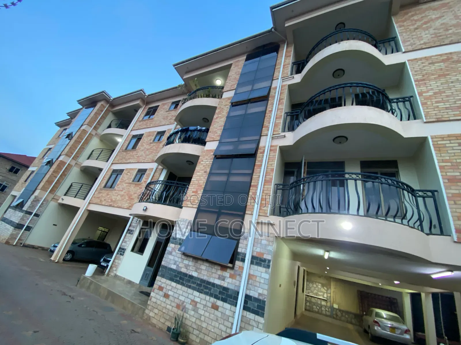 2bdrm Apartment in Mutungo, Central Division for rent