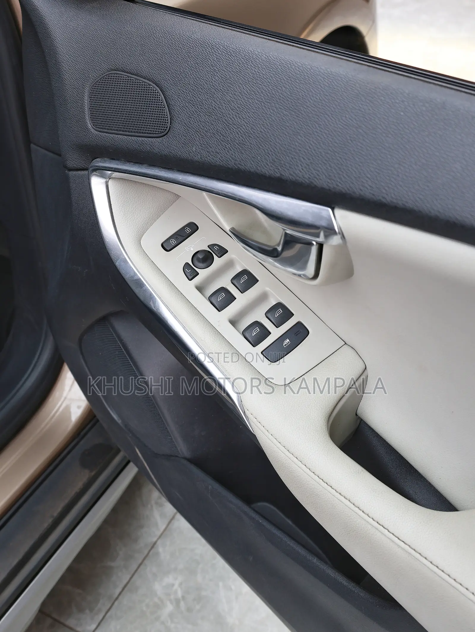 Volvo V40 2013 Brown