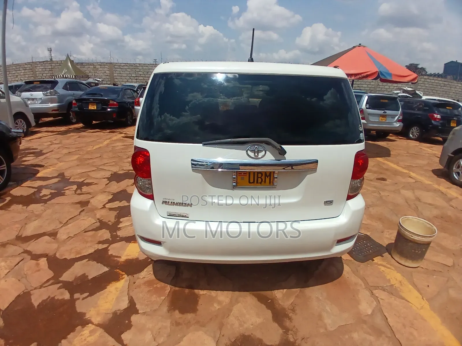 Toyota Corolla Rumion Hatchback 1.5 FWD 2009 White