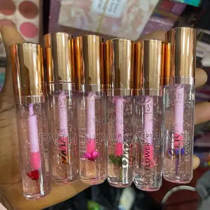 Lip Balm and Lip Gloss Oils