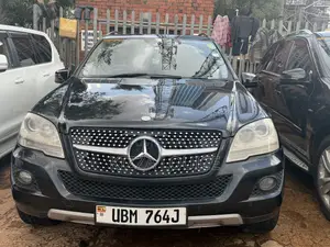 Mercedes-Benz M Class 2010 Black