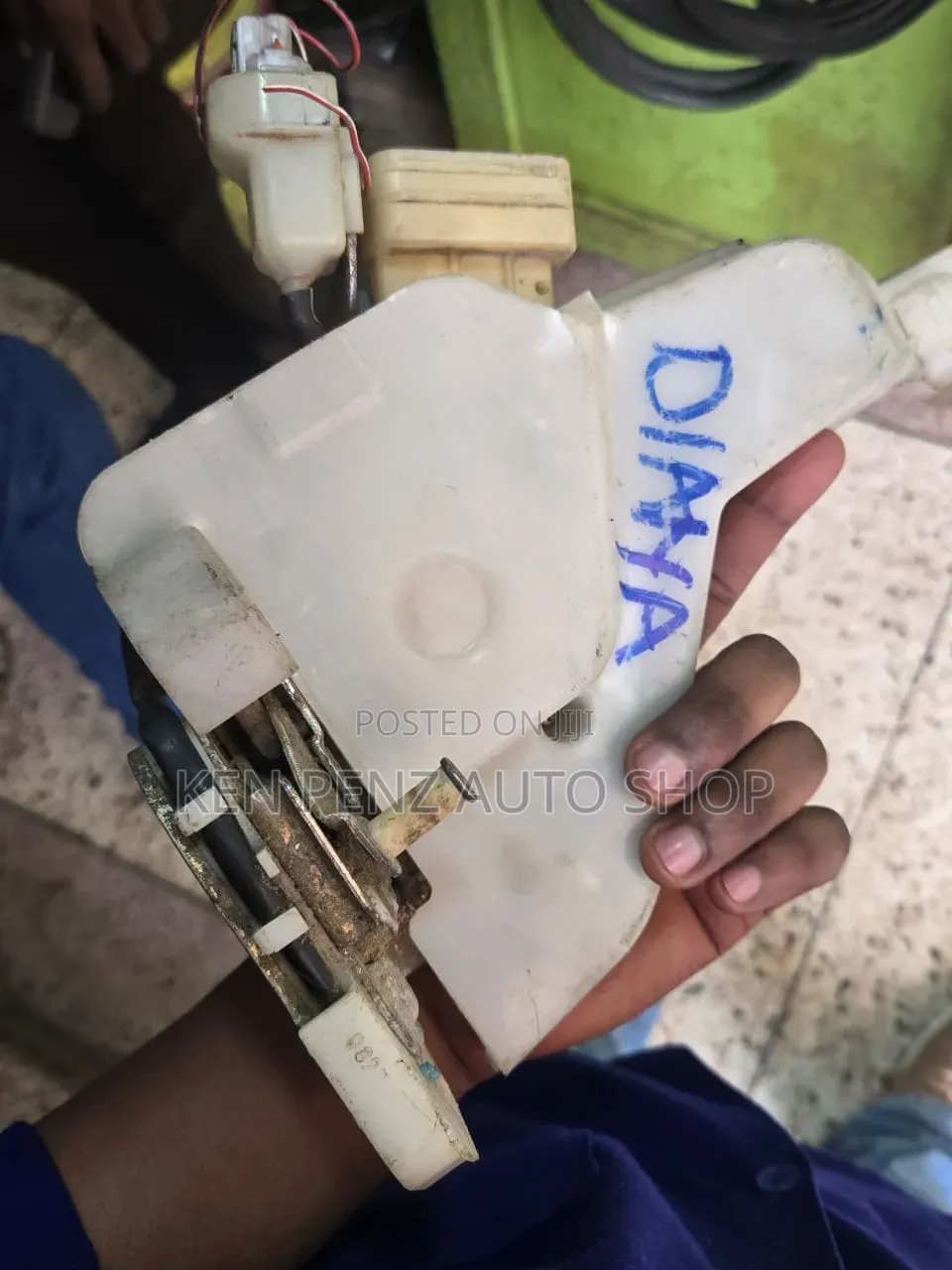 Harrier Ordinary Rear Door Lock Actuator