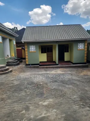 10bdrm Apartment in Wakiso~Sala Along for sale