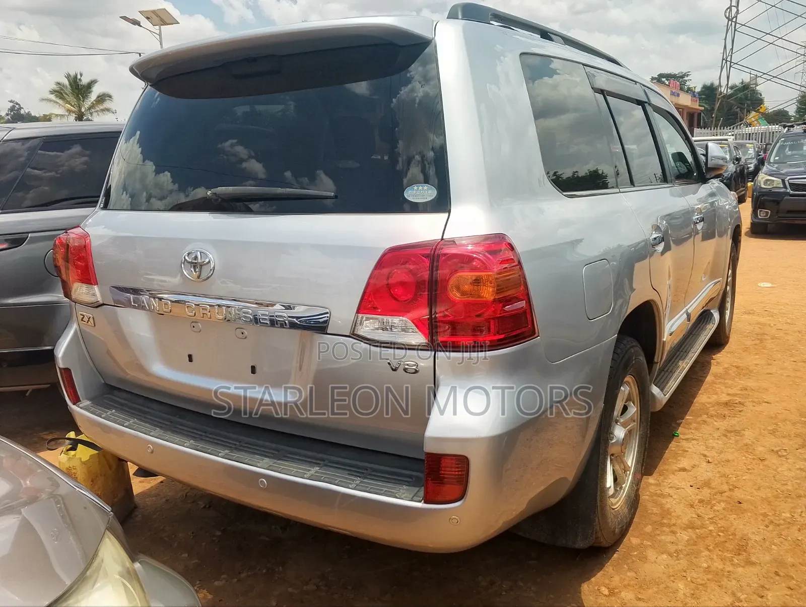 Toyota Land Cruiser 4.6 V8 ZX 2014 Silver
