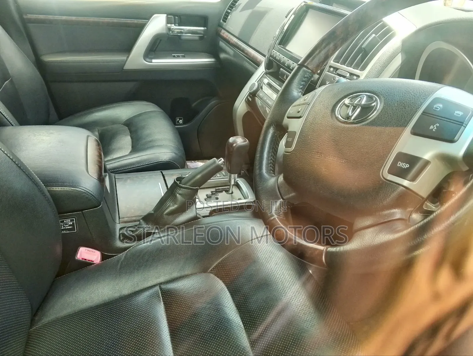 Toyota Land Cruiser 4.6 V8 ZX 2014 Silver