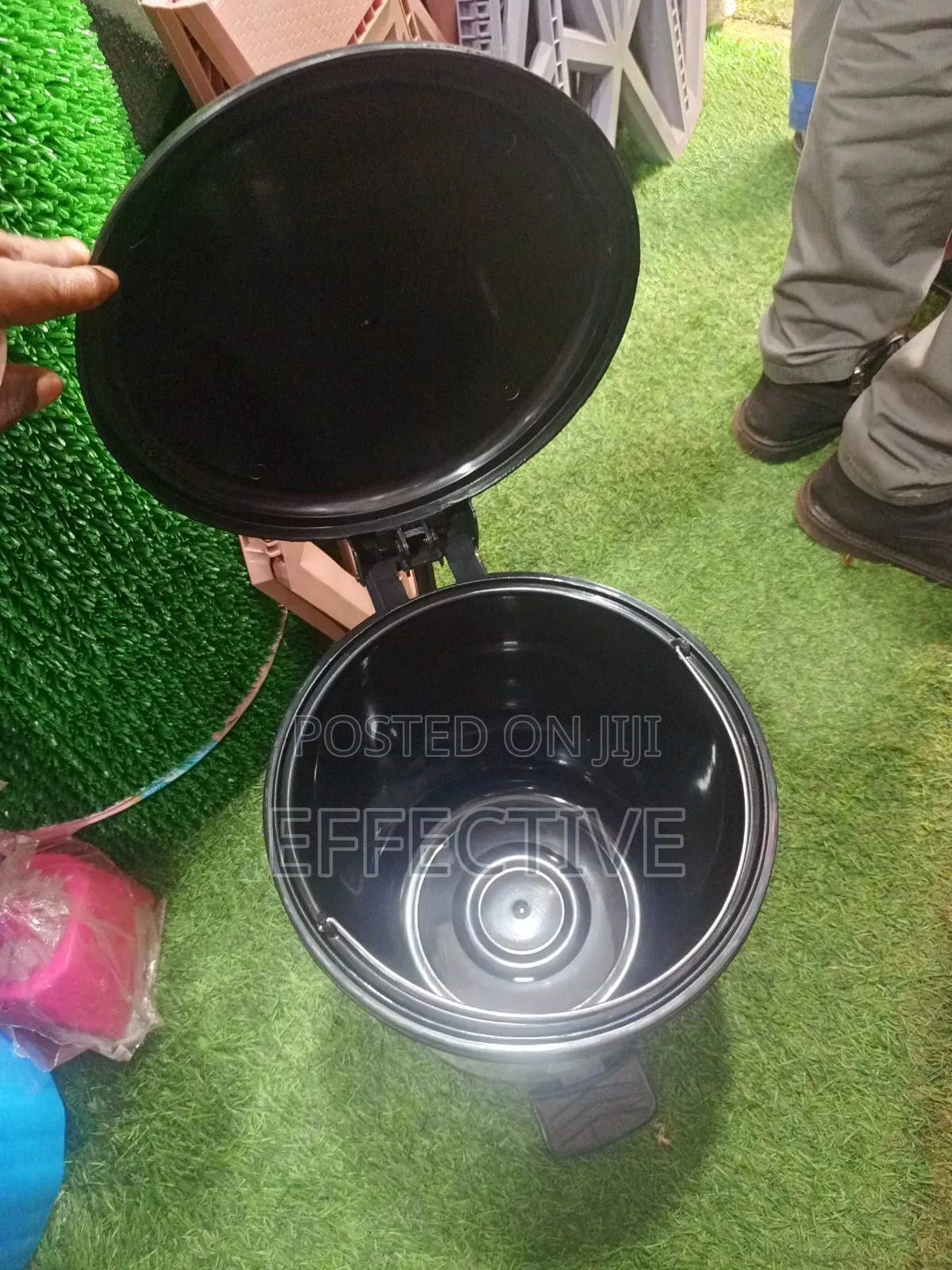 12L Trash Can