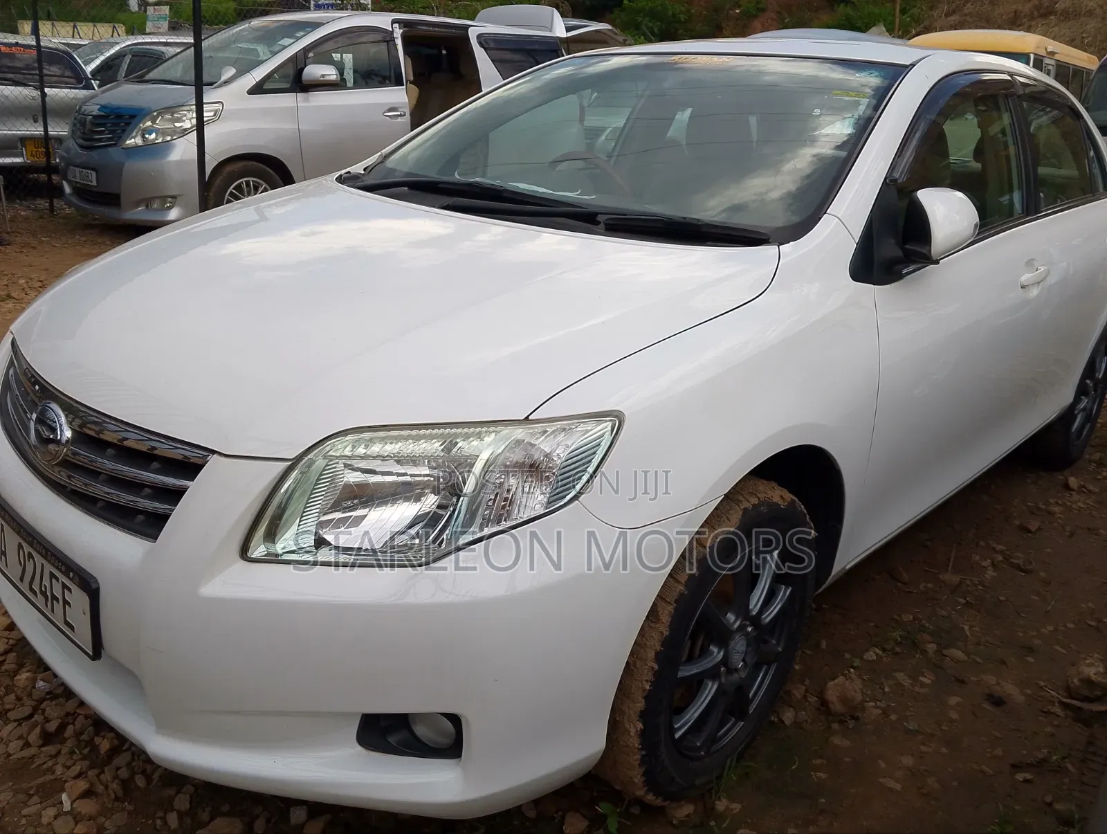 Toyota Axio 1.5 G 2WD 2011 White