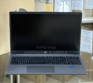 New Laptop HP 15 8GB Intel Core i5 SSD 256GB