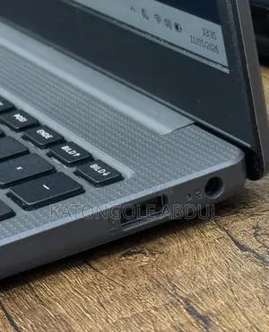 New Laptop HP 15 8GB Intel Core i5 SSD 256GB