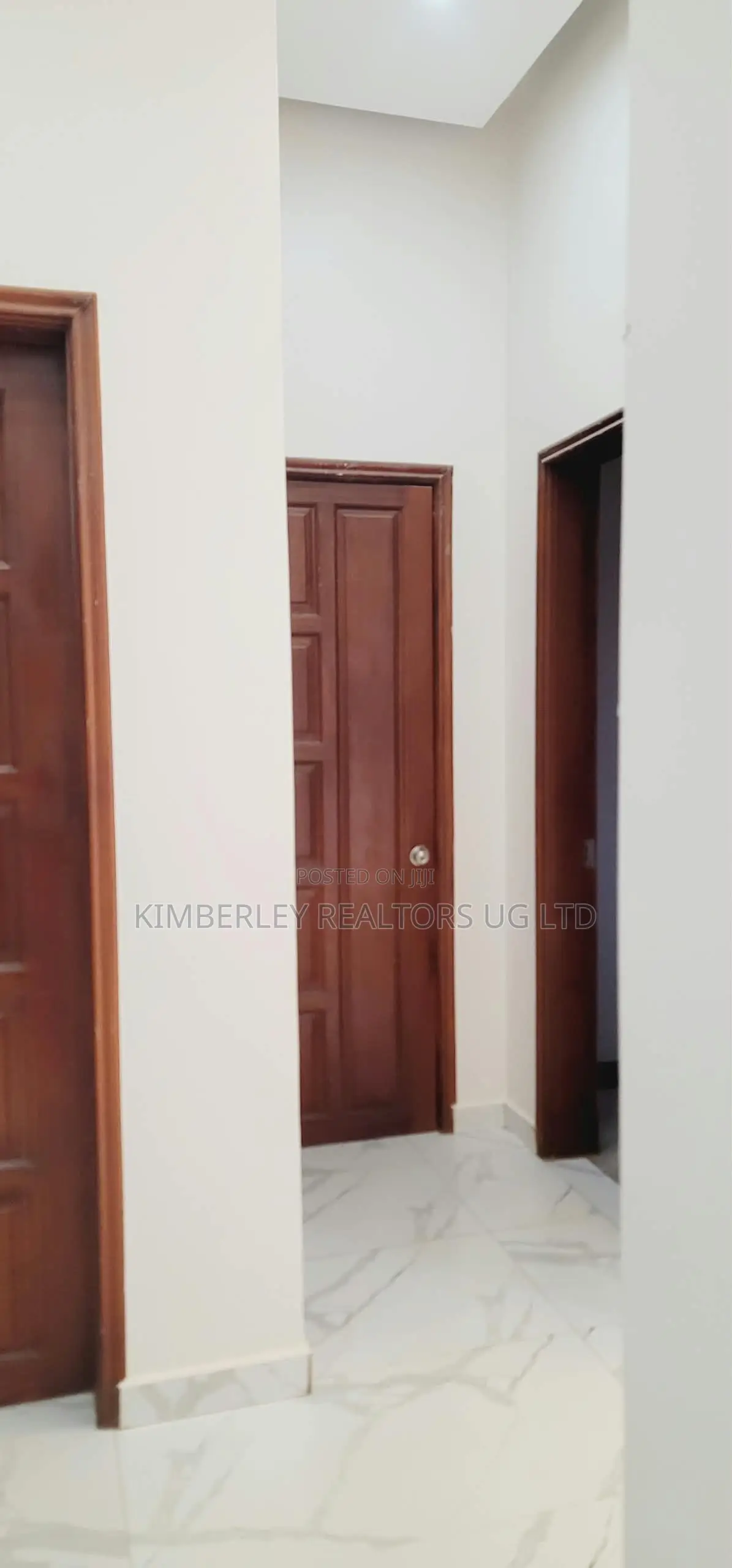 2bdrm House in Division A for sale