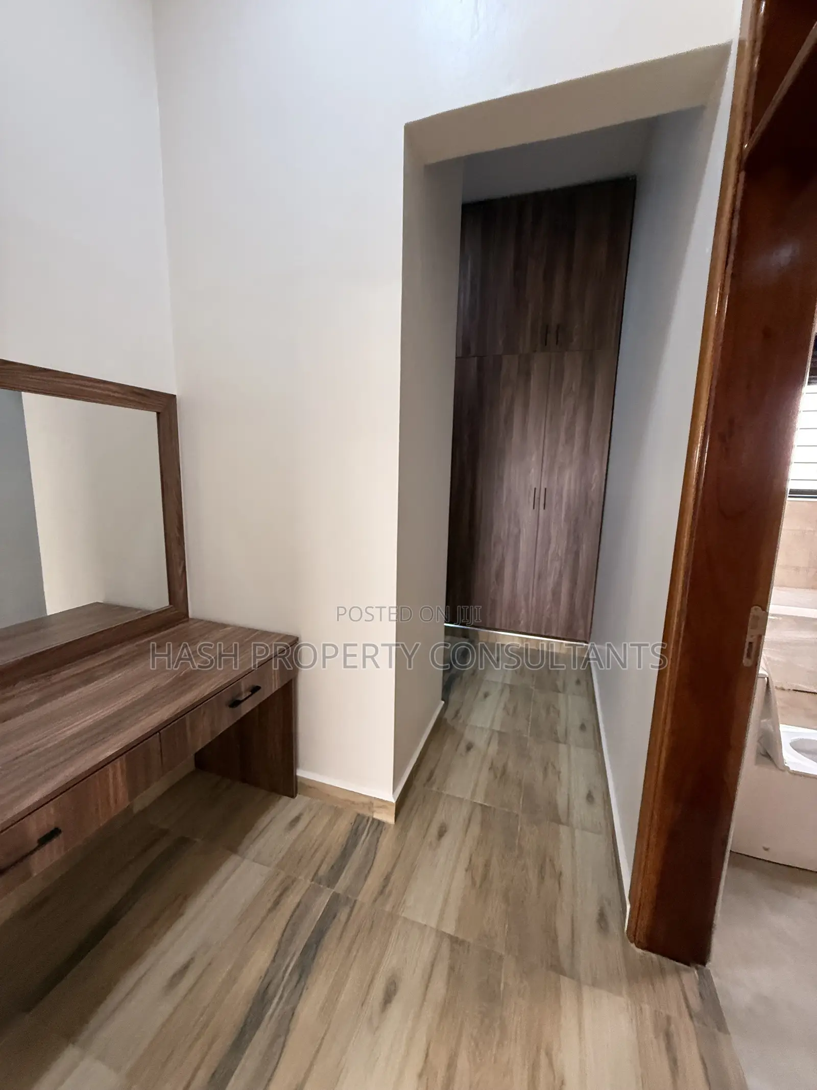 5bdrm House in Akright City, Central Division for sale