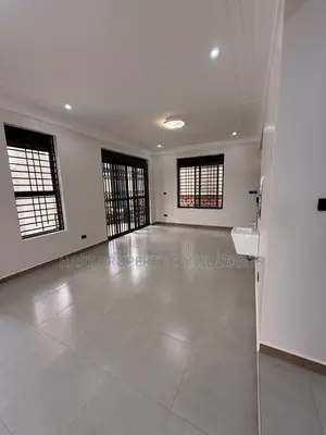5bdrm House in Akright City, Central Division for sale