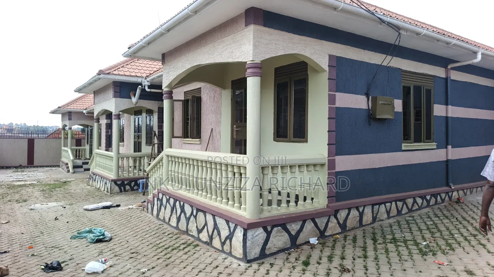 2bdrm Bungalow in Mbalwa Two Bedroom, Kira for sale