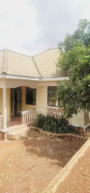 3bdrm House in Division A for sale