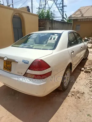 Toyota Mark II 2002 White
