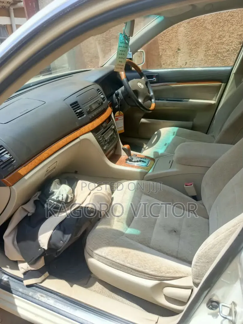 Toyota Mark II 2002 White