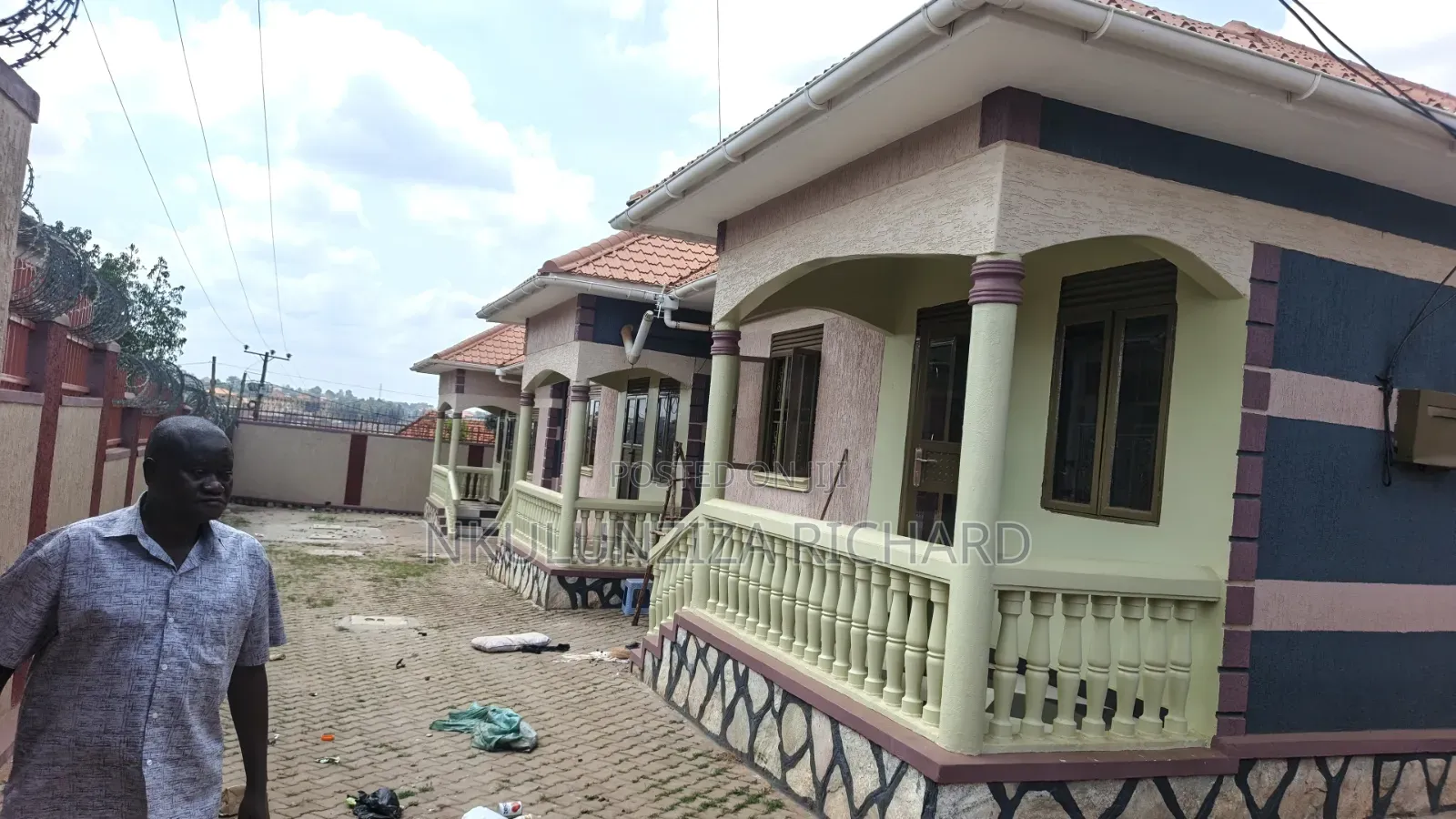 2bdrm Bungalow in Mbalwa Two Bedroom, Kira for sale