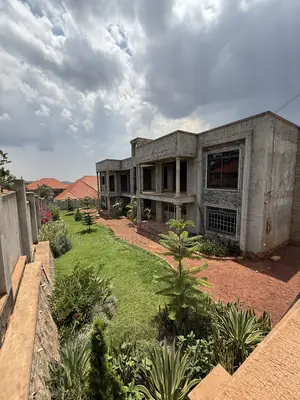 3bdrm Apartment in Akright City, Central Division for sale