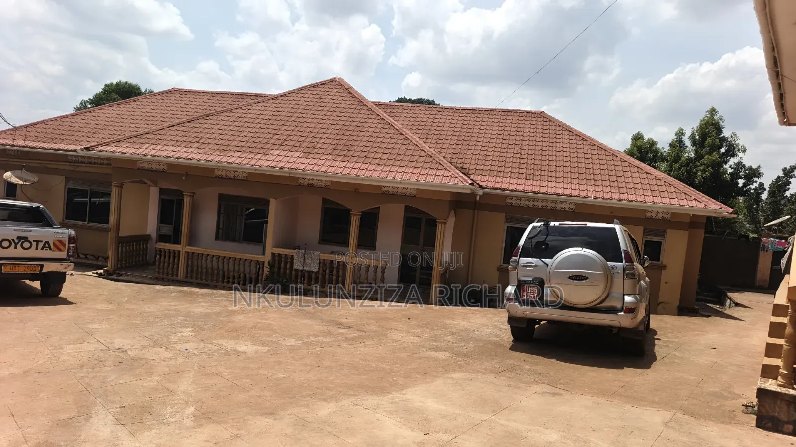 3bdrm Bungalow in Mbalwa, Kira for sale