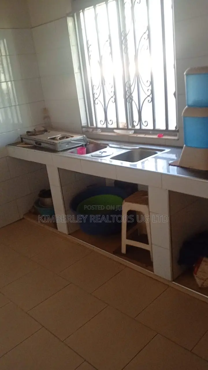 4bdrm House in Division A for sale