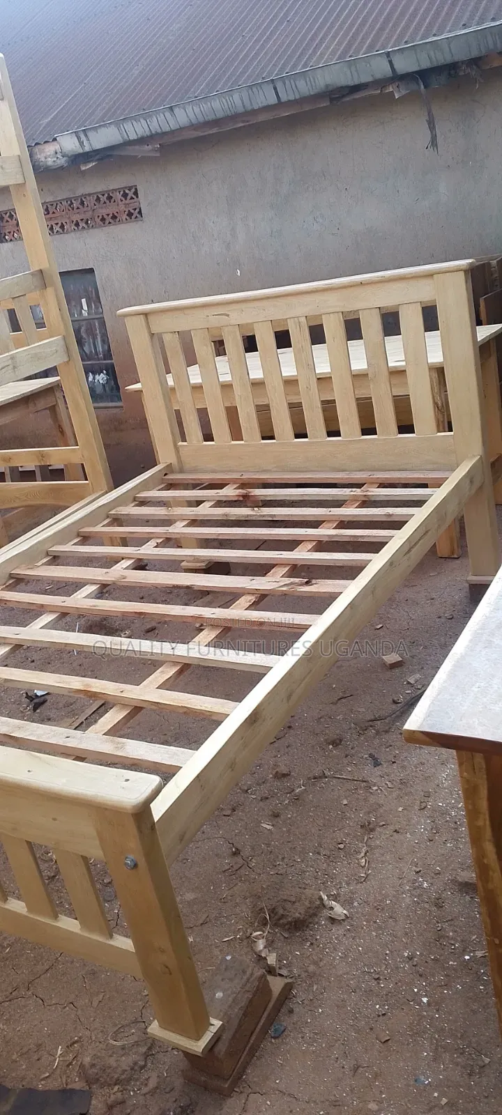 4x6 Luxury Bidding Wooden Bed