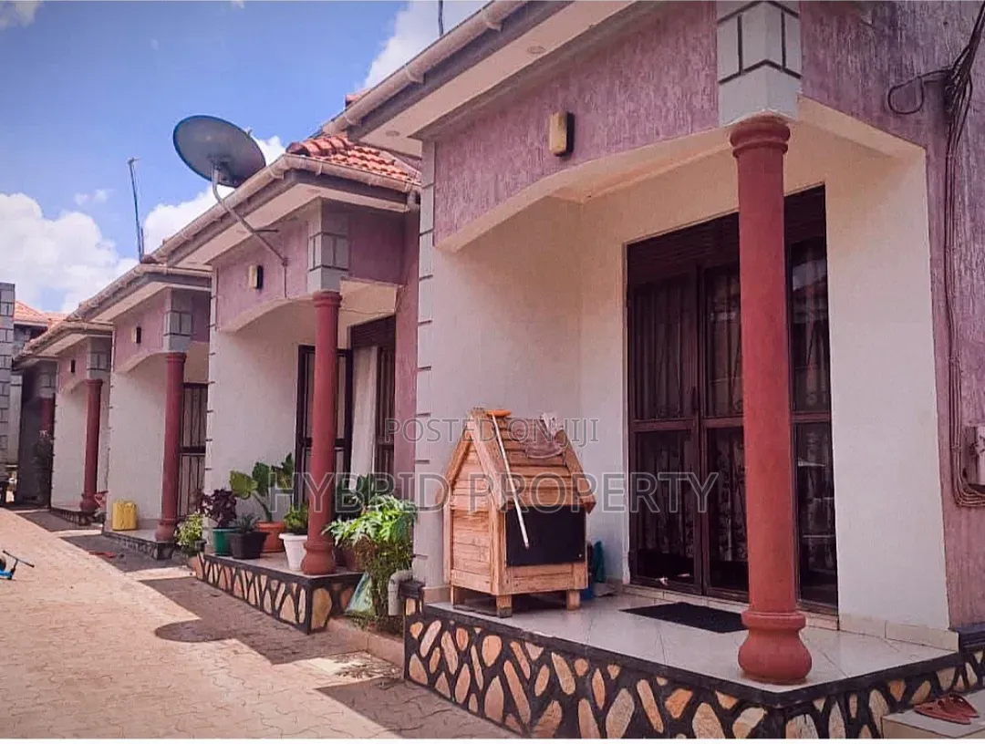 6bdrm Apartment in Kira~Bulindo Along for sale