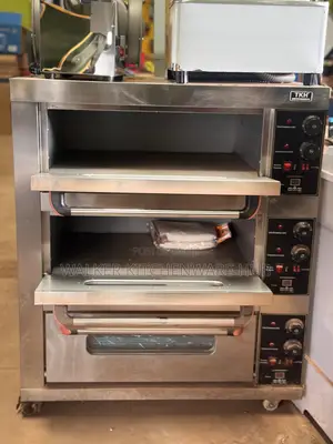 Tripple Deck 3-Trays Electric Pizza Oven