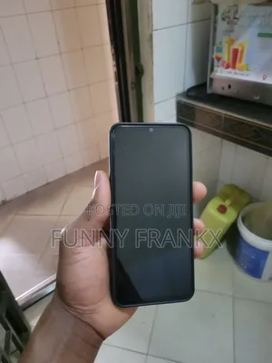 Mobile Phone 128 GB Black