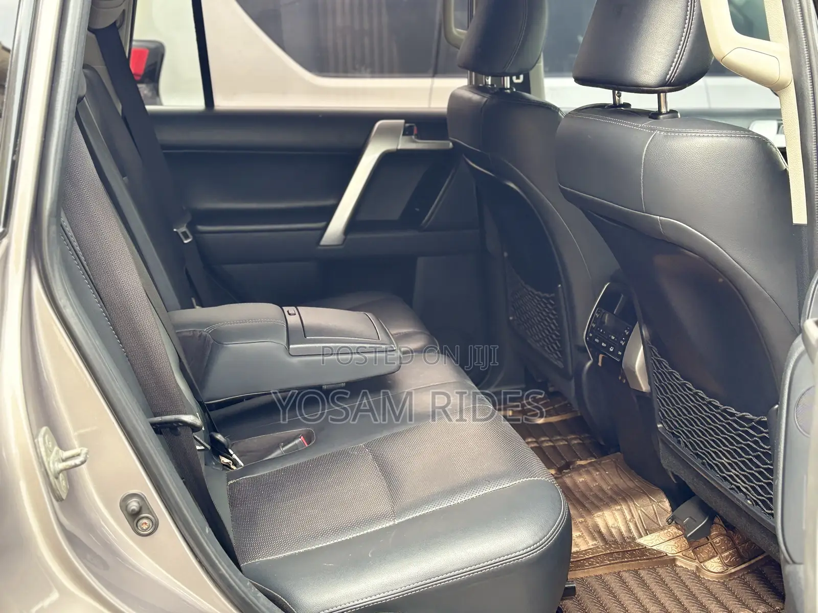 Toyota Land Cruiser Prado 2.8 2021 Silver