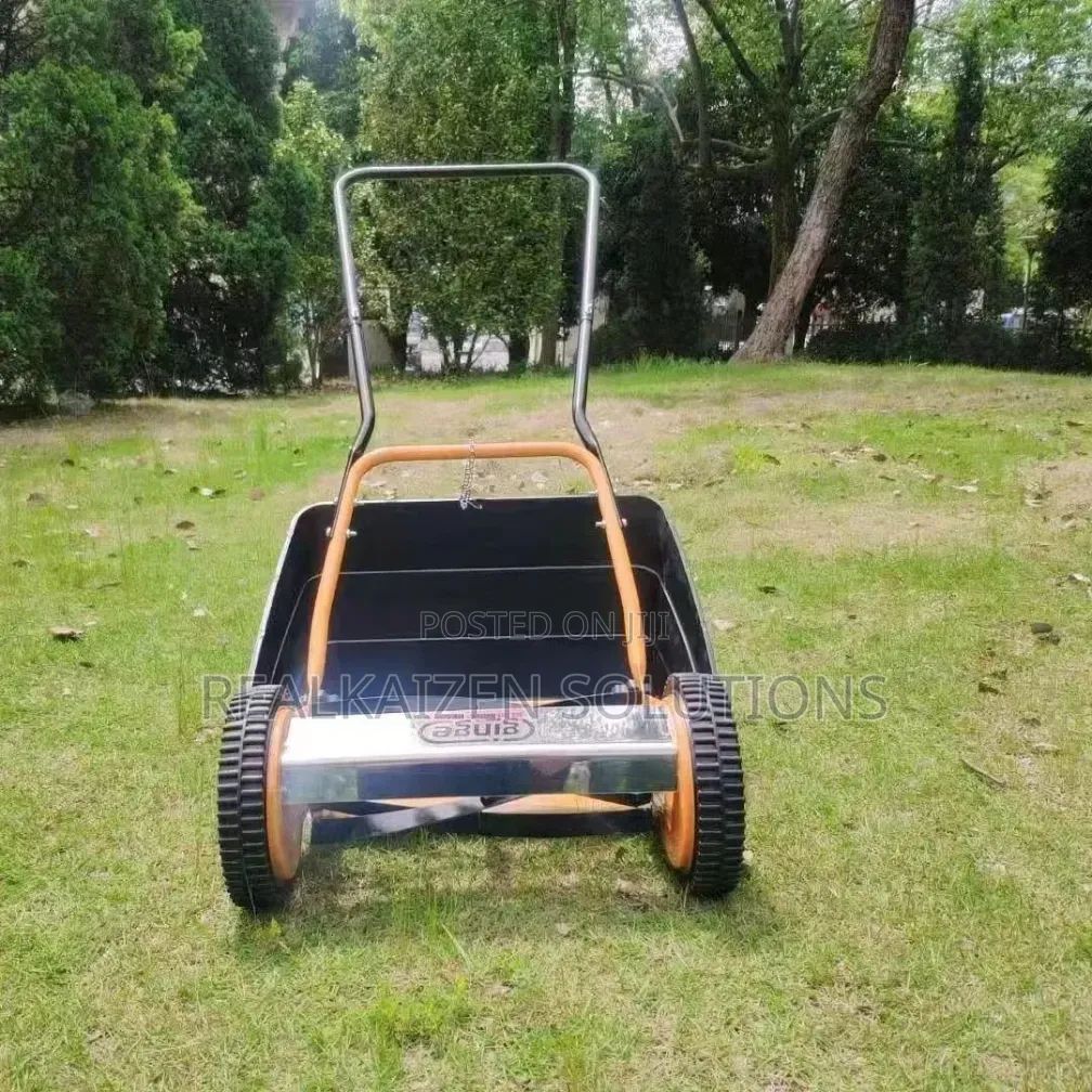 Denamrk GINGE Manual Push Reel Lawn Mower With Metallic Gears