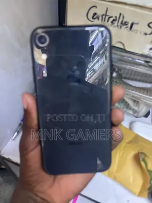 Apple iPhone XR 64 GB Black
