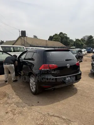 Volkswagen Golf 2013 Black