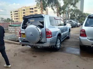 Mitsubishi Pajero 2007 Silver