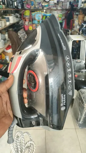 UK Used Russell Hobbs Powersteam Ultra 3100W Steam Iron.