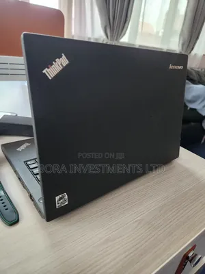 Laptop Lenovo ThinkPad X250 4GB Intel Core i3 HDD 500GB
