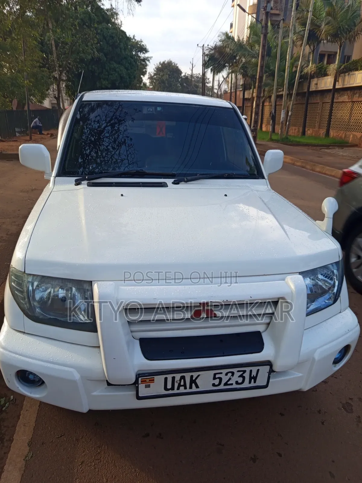 Mitsubishi Pajero IO 1999 White
