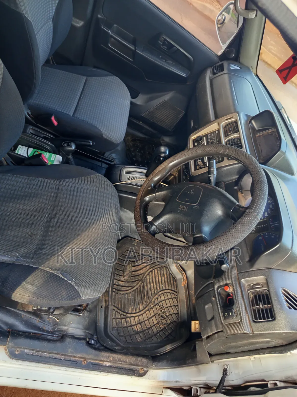 Mitsubishi Pajero IO 1999 White