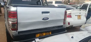 Ford Ranger 2004 White