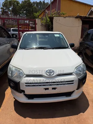 Toyota Probox 1.5 DX 2WD 2017 White