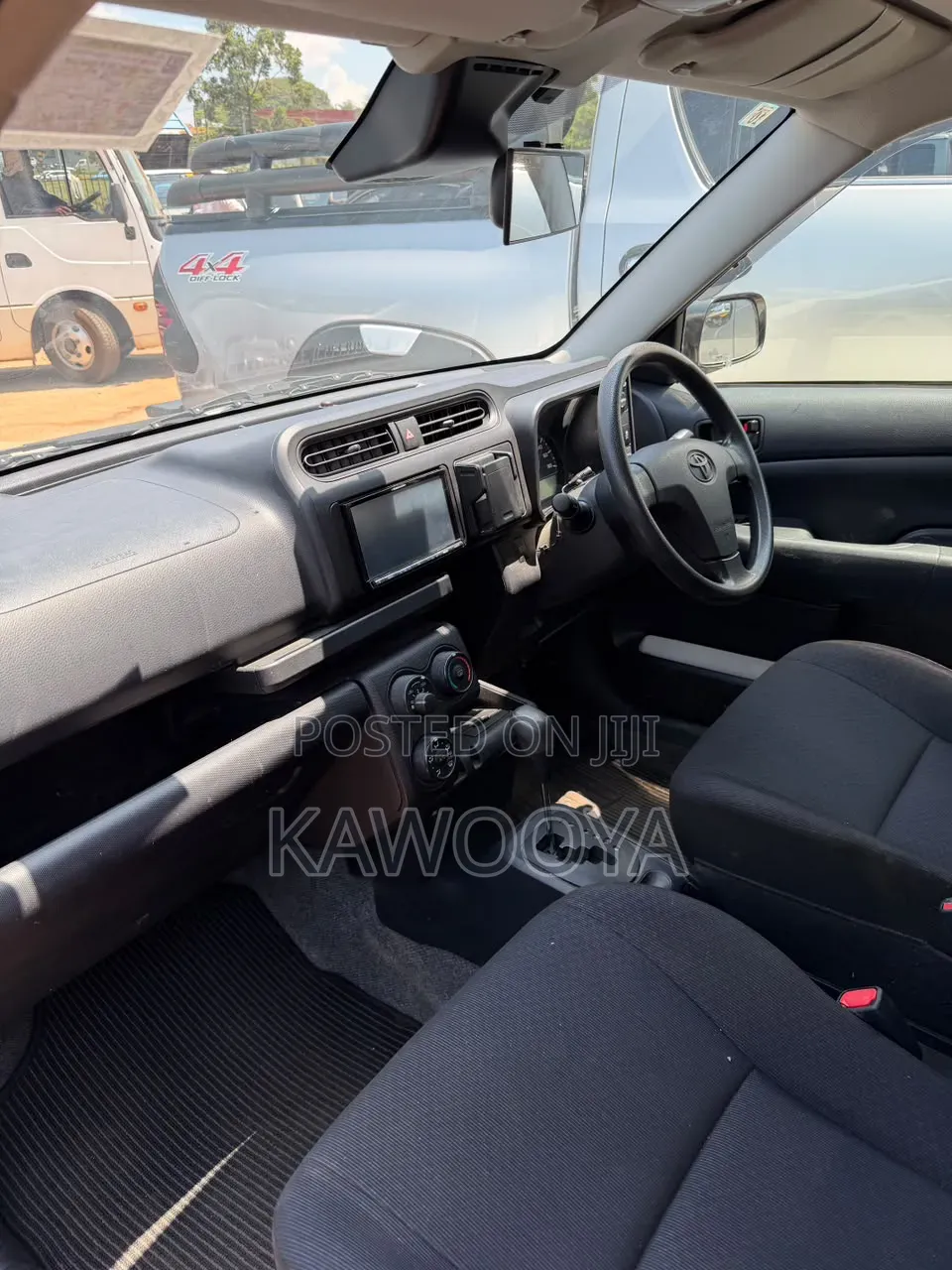 Toyota Probox 1.5 DX 2WD 2017 White