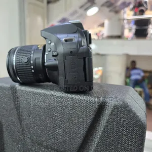 Nikon D5200