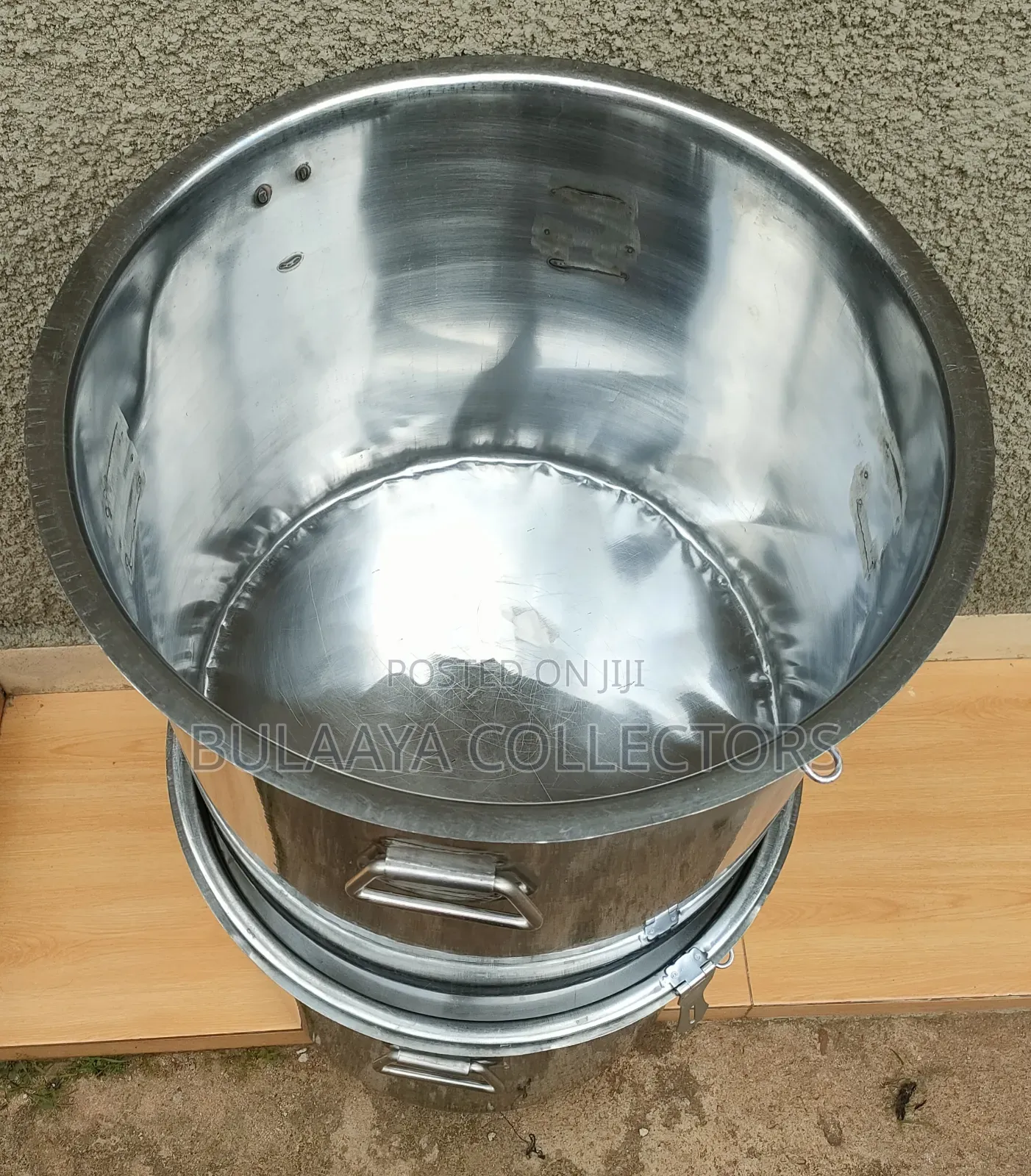 UK Used Large, Commercial-Grade 60L Stainless Containers/Saucepans.