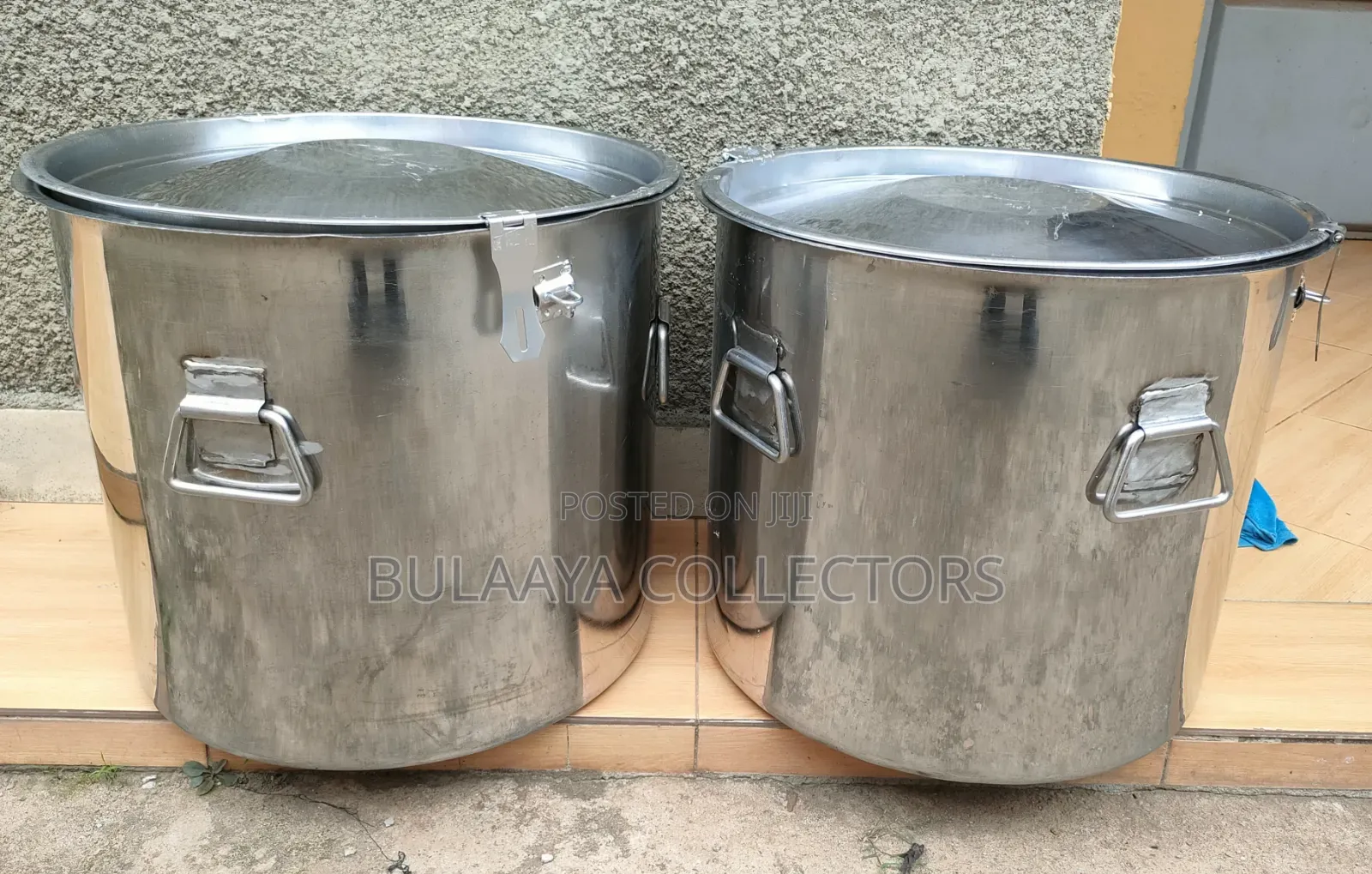 UK Used Large, Commercial-Grade 60L Stainless Containers/Saucepans.
